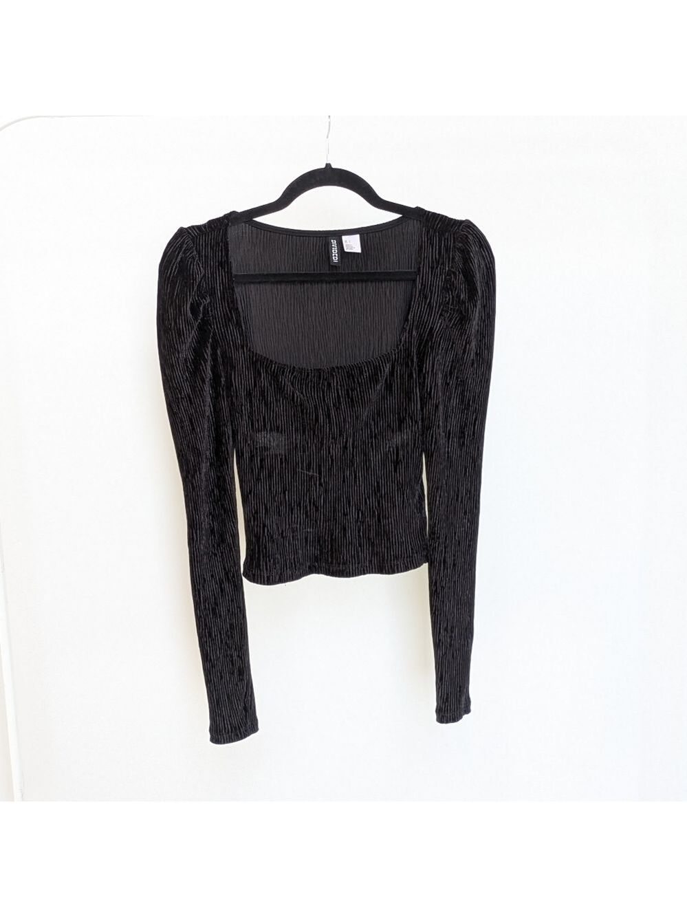 H&M black square neck top